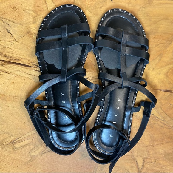 Sisley Flat Black Leather Sandals with Stud Detail - Picture 2 of 8